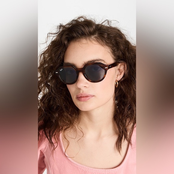 Ray-Ban Tortoise Shell Sunglasses - Picture 4 of 14